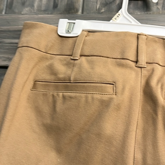 New York and Company size 4 Skinny leg Dress Pants in a tan color - Picture 11 of 13
